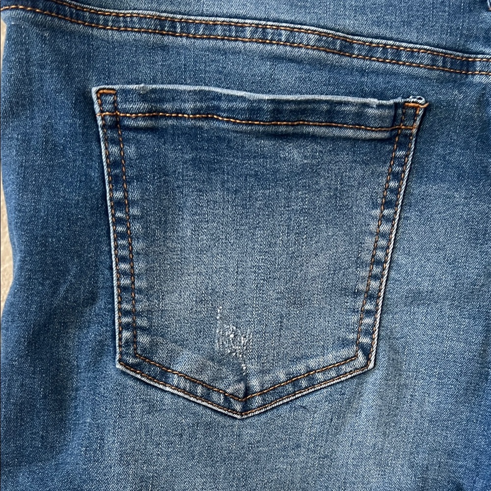 Stylish Blue Denim Women's Jean Shorts - Picture 7 of 7
